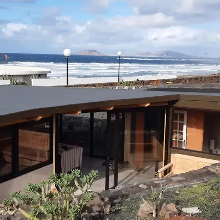 Famaraiso Eco Guest house *